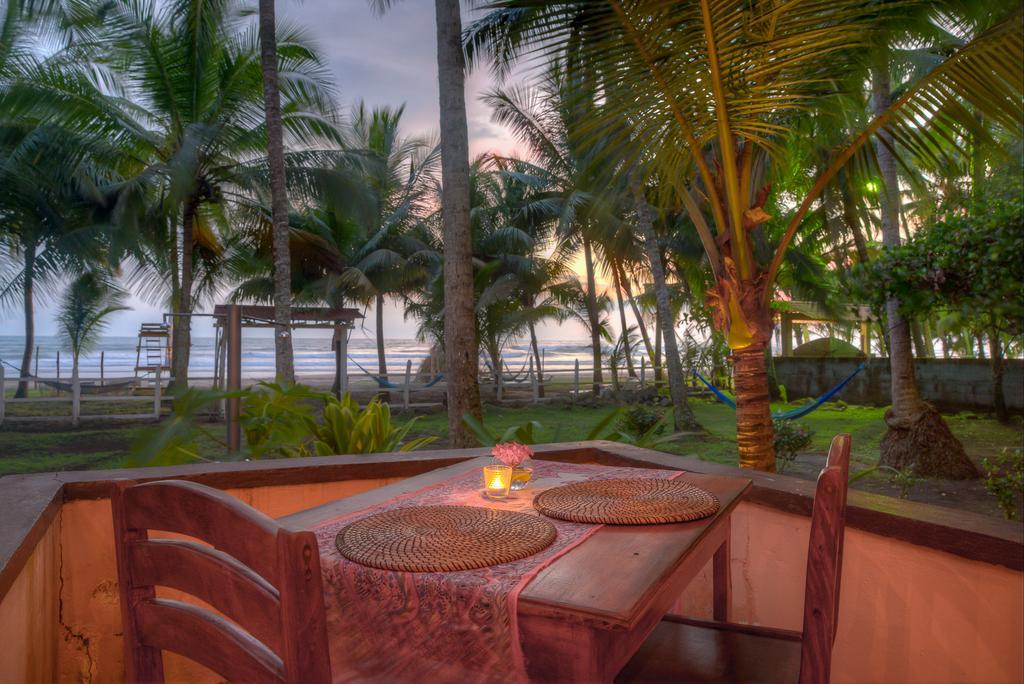 Encantada Ocean Cottages Esterillos Este Extérieur photo
